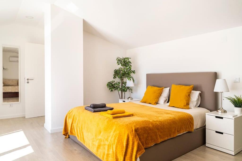 Beach, Ocean View & Bright House Ericeira Exterior foto