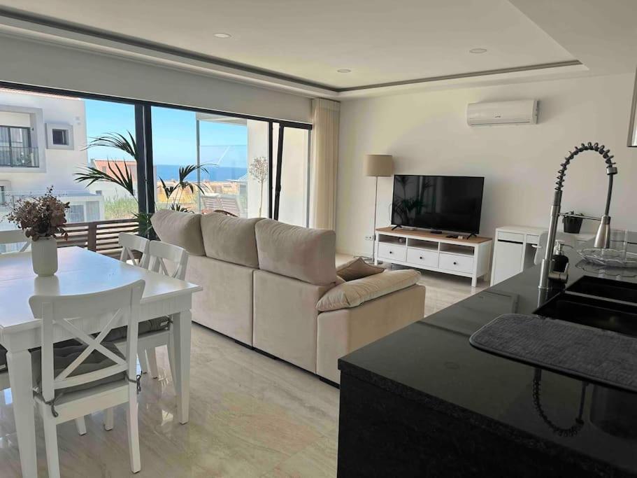 Beach, Ocean View & Bright House Ericeira Exterior foto